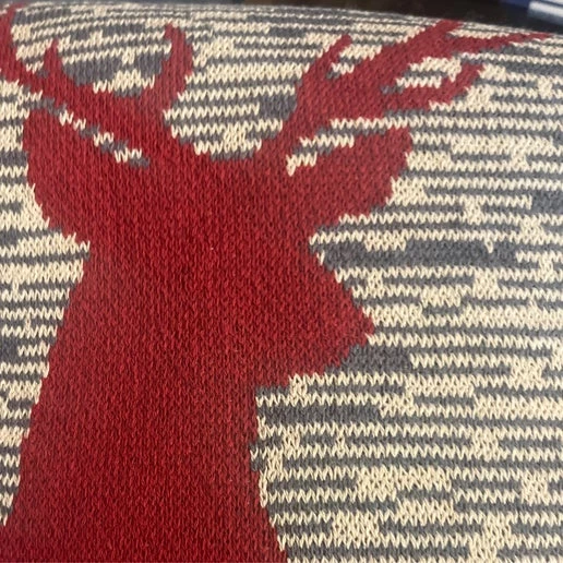 Red Deer Throw