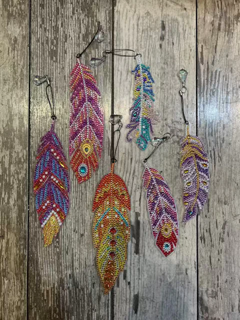 Worldpawz Crystal Feather Bookmarks