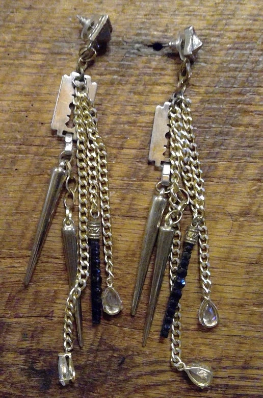 Glynneth B. Gold Chain Dangle Spike Earrings #107