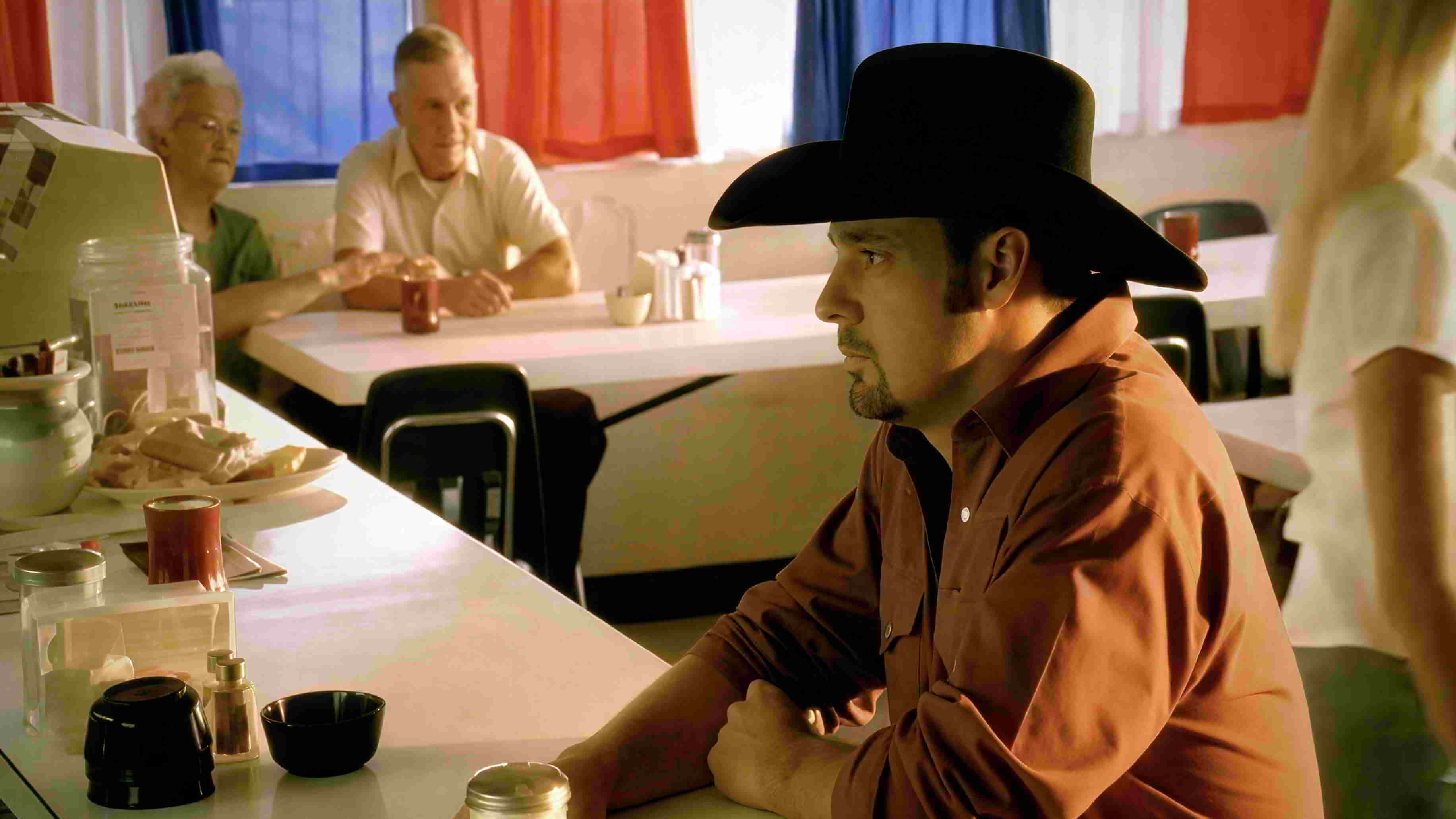 Chris Cagle Celebrates 25 Years of “I Breathe In, I Breathe Out” With First-Ever HD Music Video