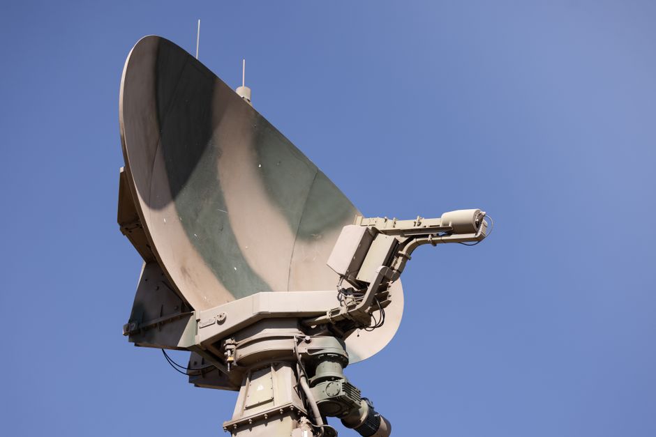 Best Parabolic Microphone for Wildlife & Filmmaking