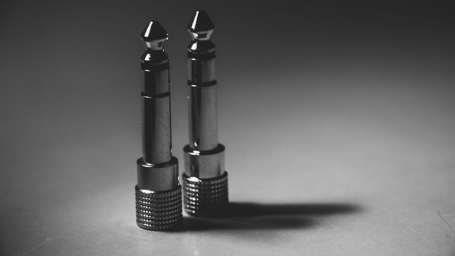 Mono vs Stereo: Which Format Is Right for Your Music?